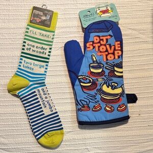 Blue Q DJ Stove Top Mitt and Socks bundle